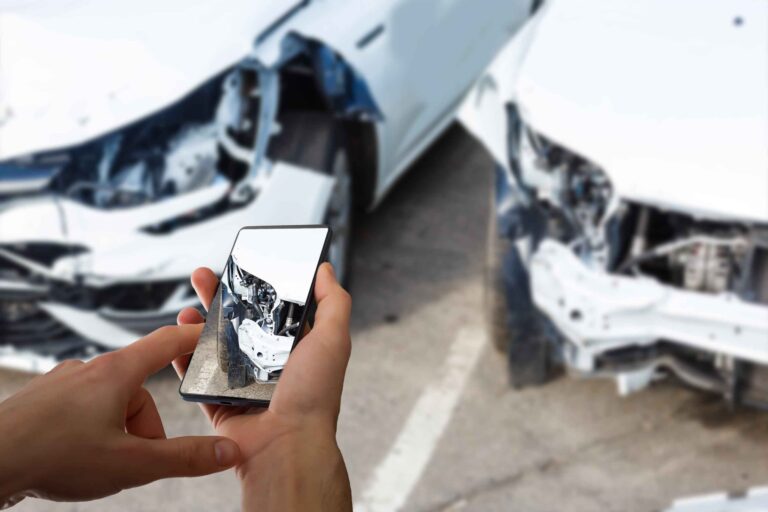 How a California Auto Accident Lawyer Can Maximize Your Compensation